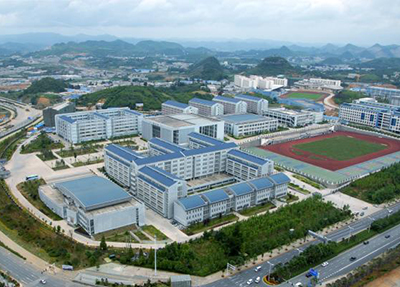 学校全景.jpg