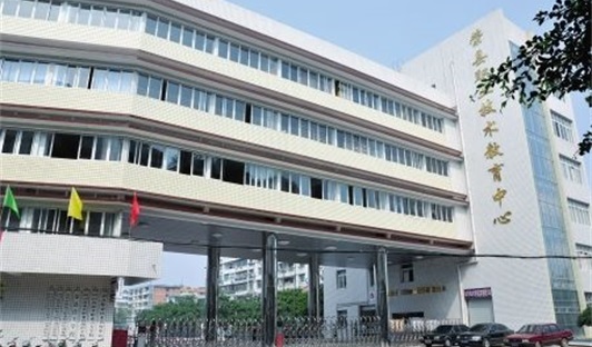 四川省荣县职业高级中学校校园环境