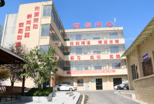 贵州高级技工学校