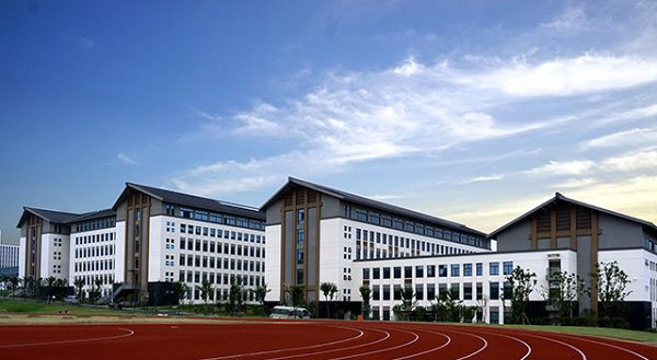 丹阳市技工学校