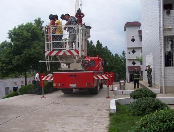 黄冈第二高级技工学校 学校图片简介