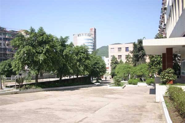 重庆铁路运输技师学院