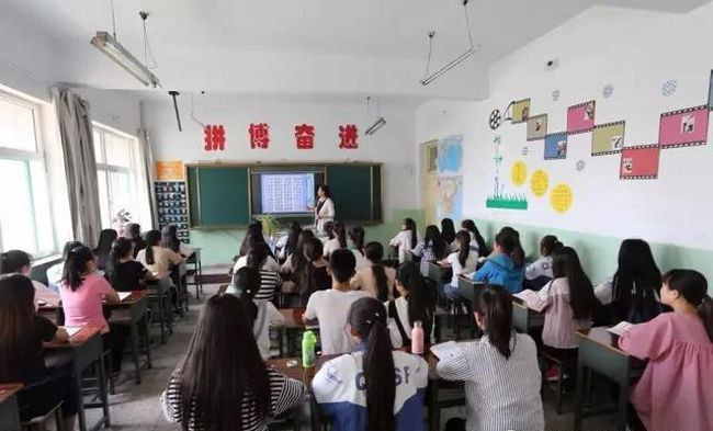 长治学院沁县师范分院歌唱表演