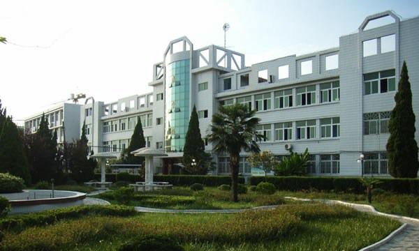 福建工贸学校操场