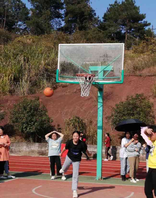 武夷山中华职业学校茶念表演