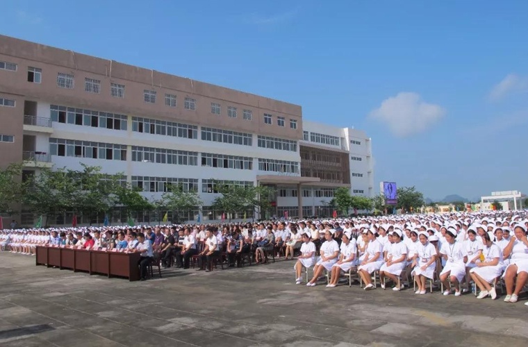 遵义航天工业学校航空空乘