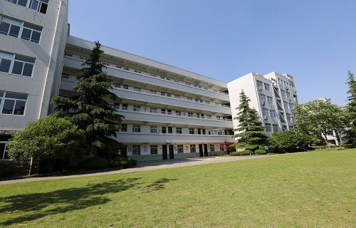 江西建设工程学校