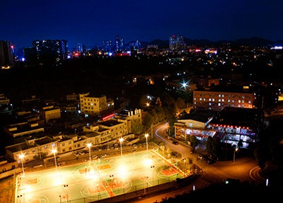 贵州工商职业学院学校夜景