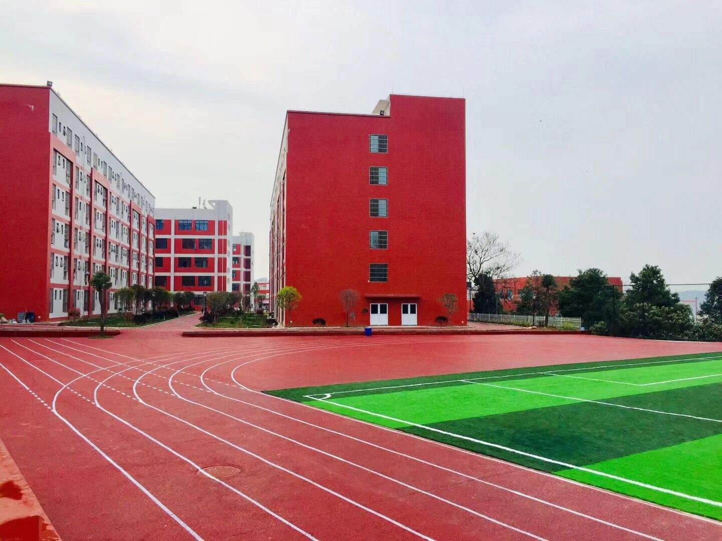 绵阳理工学校